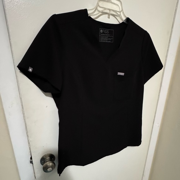 Figs Everly Slim V-Neck Scrub Top Large Black - Picture 4 of 5